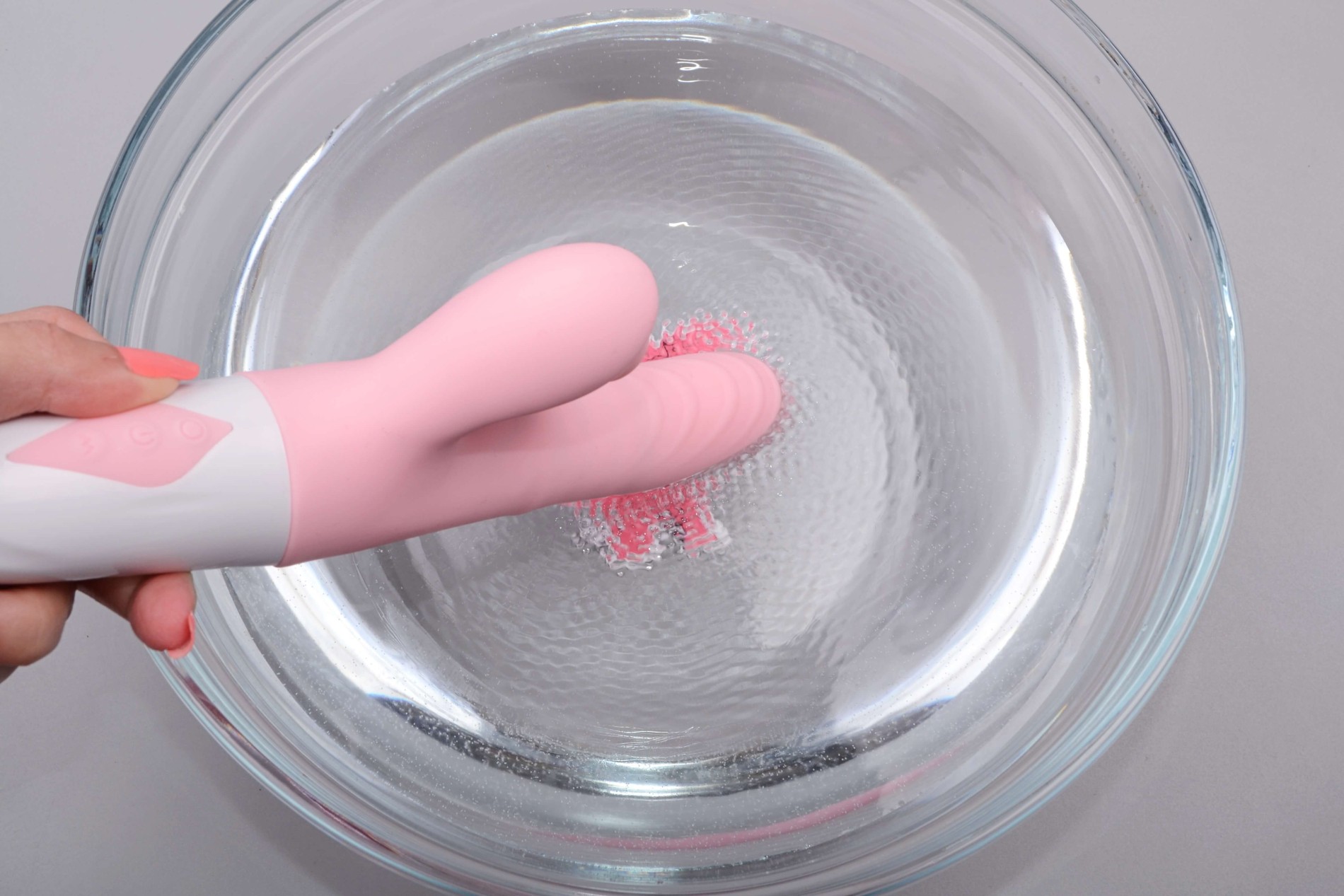 Adore Motio II. tlakový přirážející vibrátor, voděodolnost