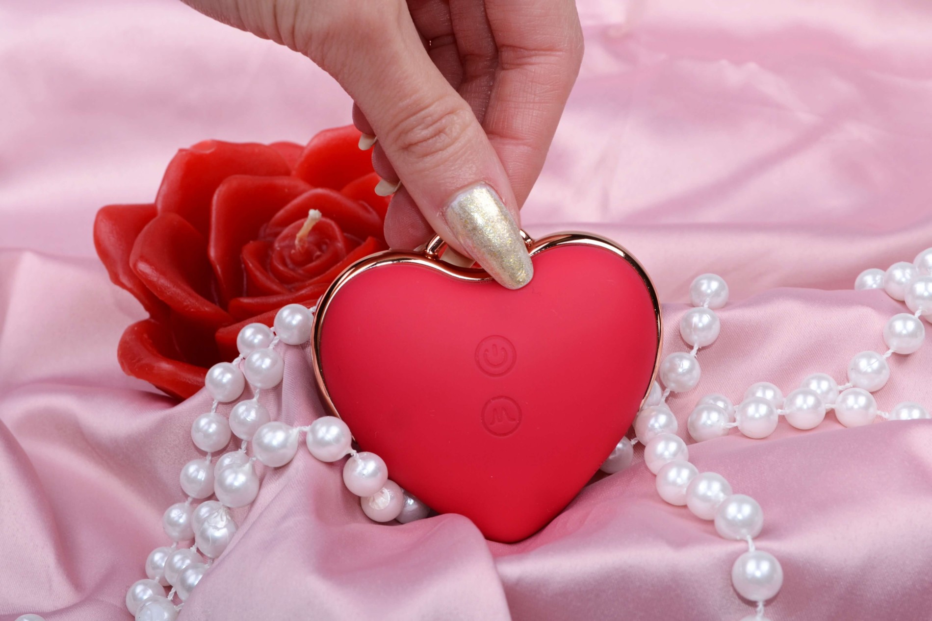 Adore Heartbeat tlakový vibrátor