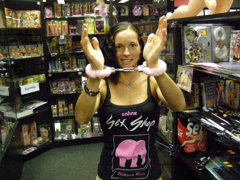 Kvalitní pouta na ruce s plyšem - bílá