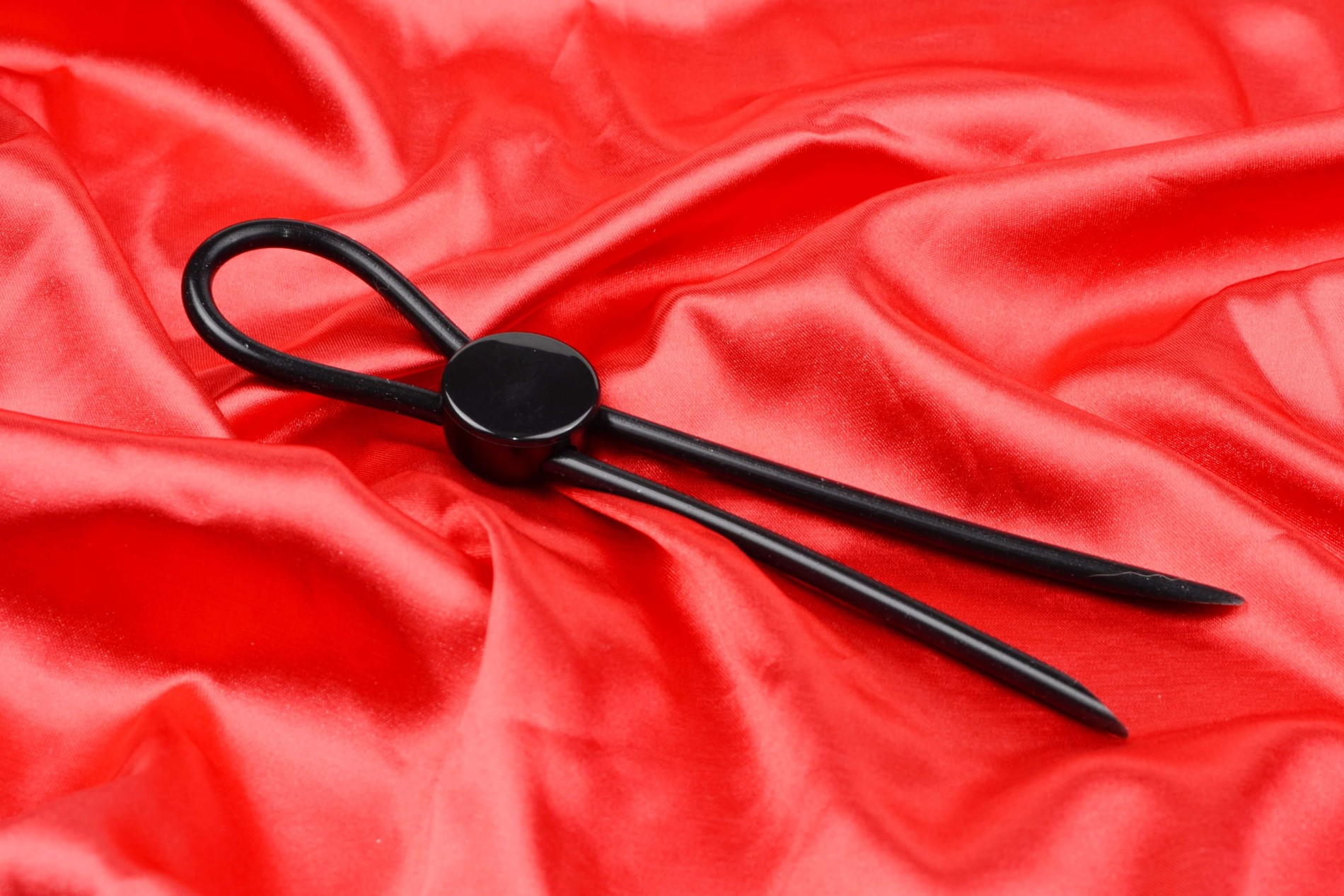 Stahovací erekční kroužek Penis Lace Ring