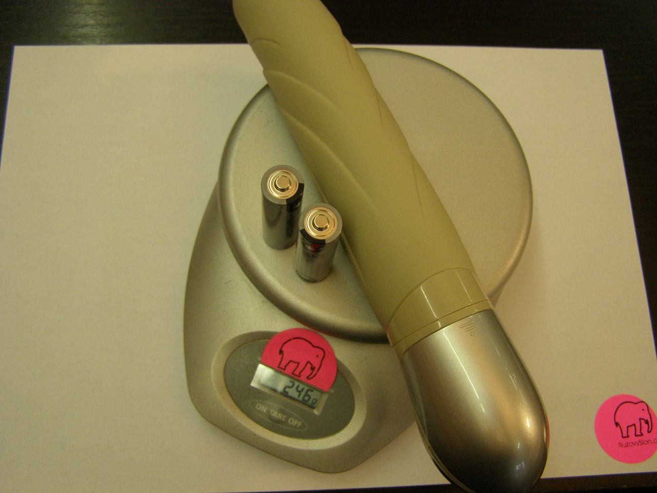 Vibrátor silikonový Sutra béžová 23cm