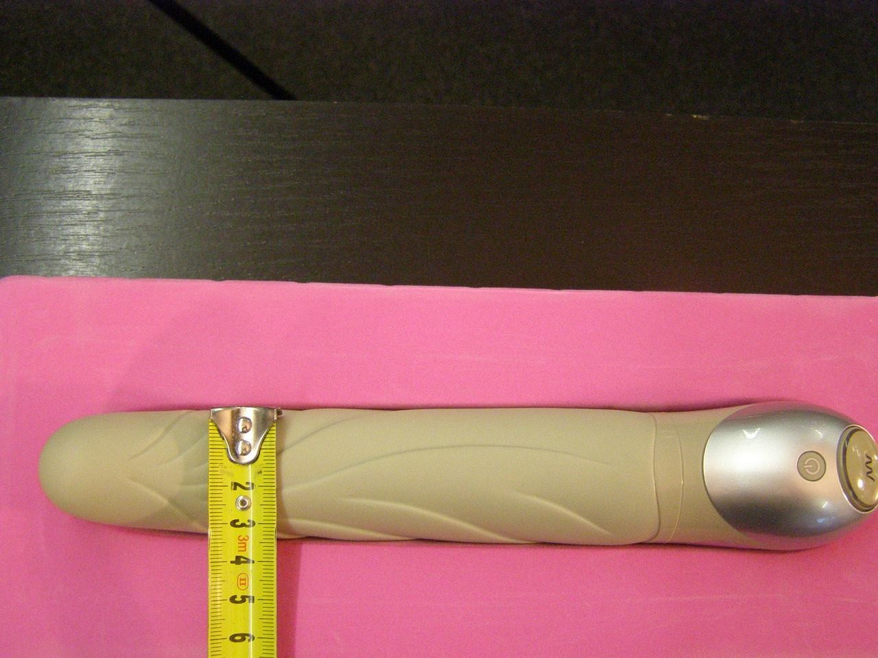 Vibrátor silikonový Sutra béžová 23cm