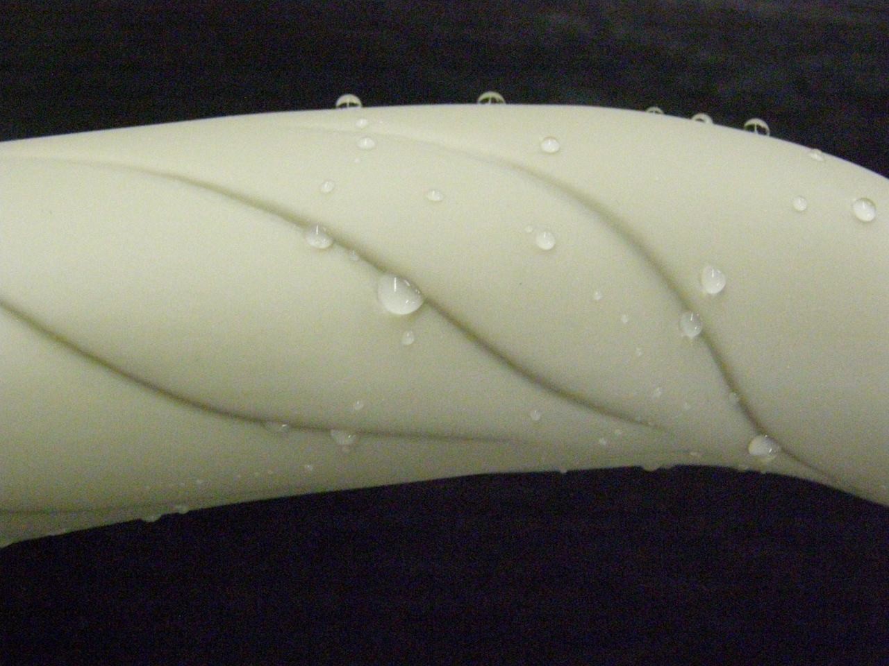 Vibrátor silikonový Sutra béžová 23cm