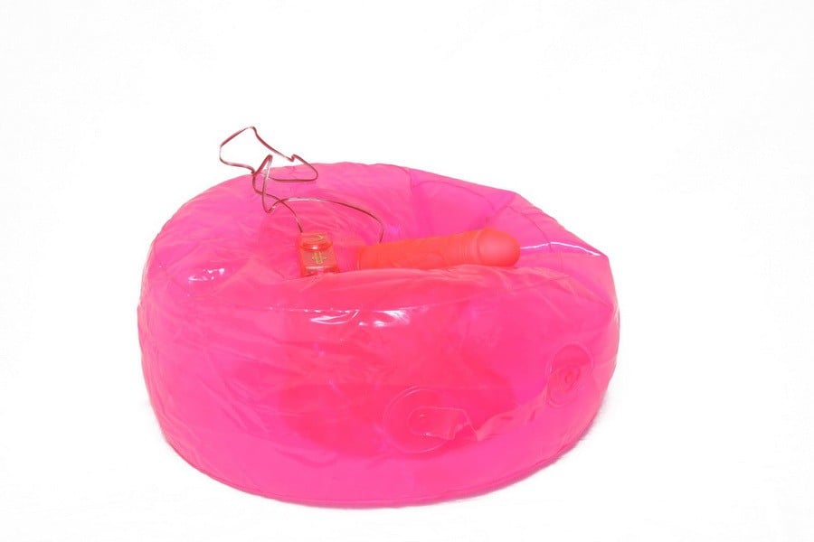 Nafukovací křesílko s penisem Hopík