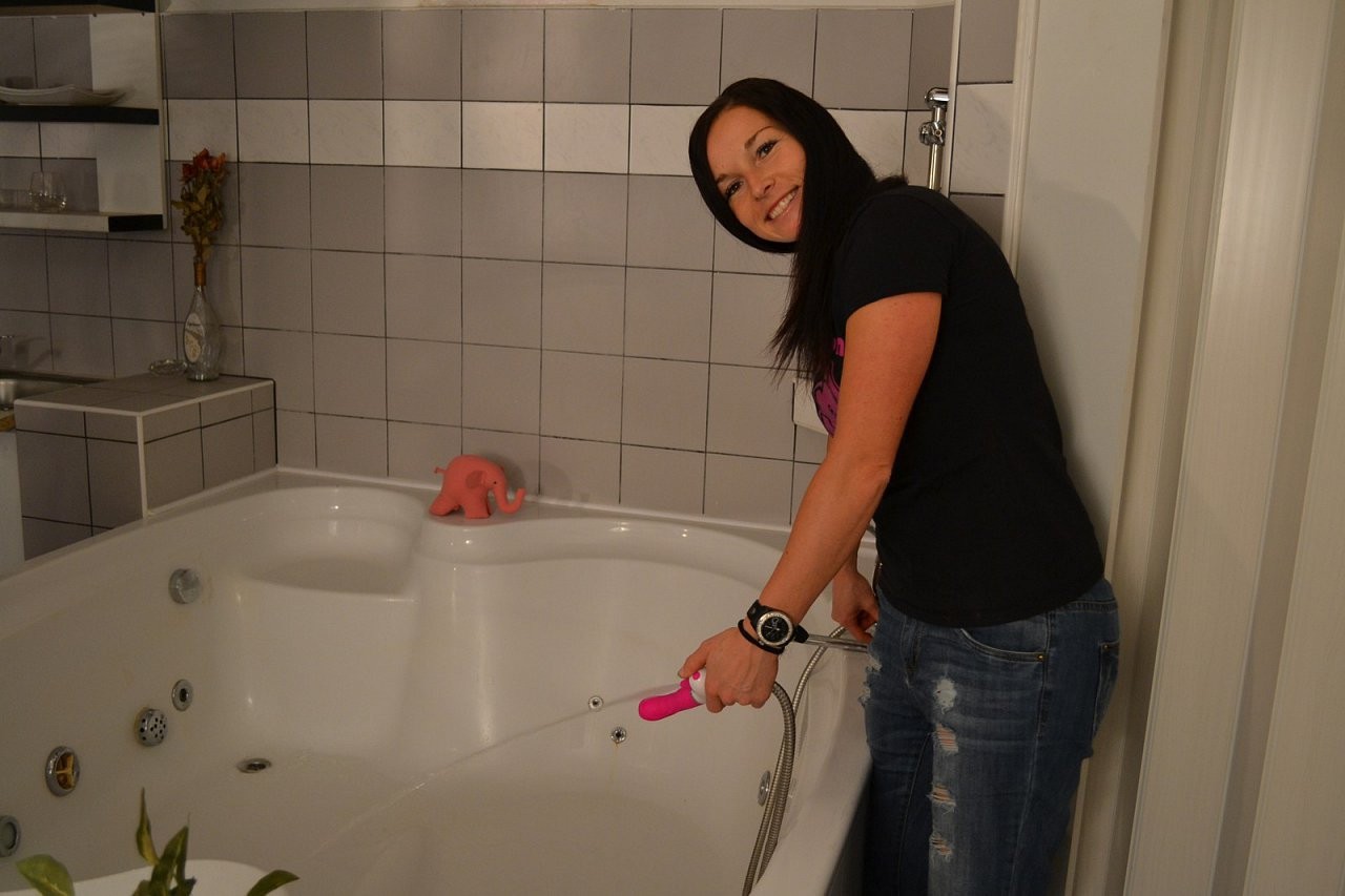 Domča a vibrátor H2O Drop Pink