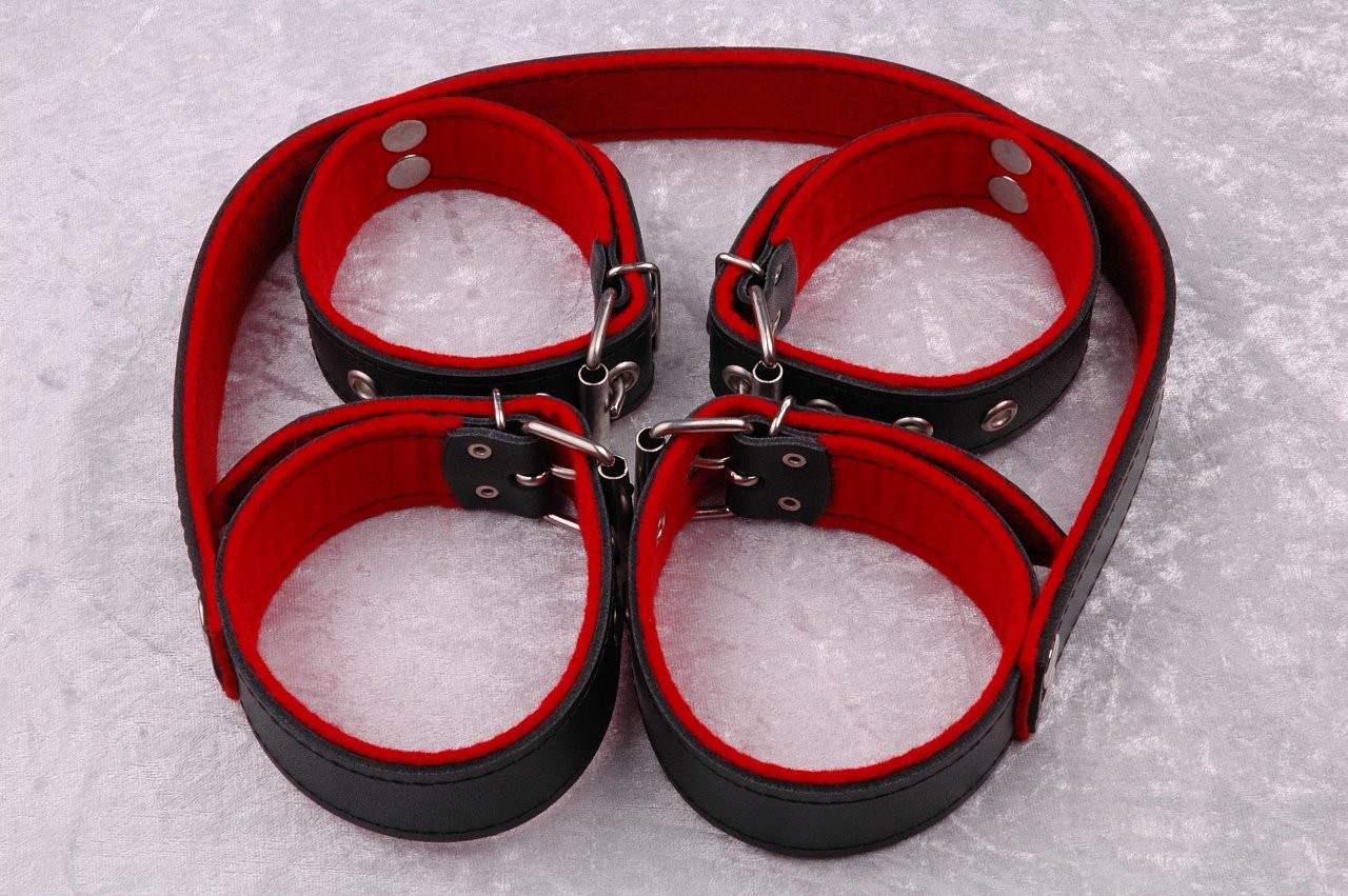 Kožená pouta na ruce a nohy BlackRed