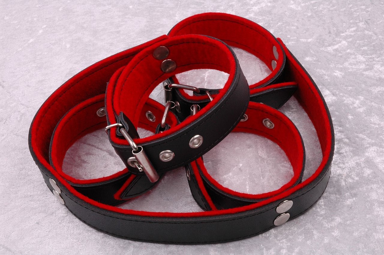 Kožená pouta na ruce a nohy BlackRed