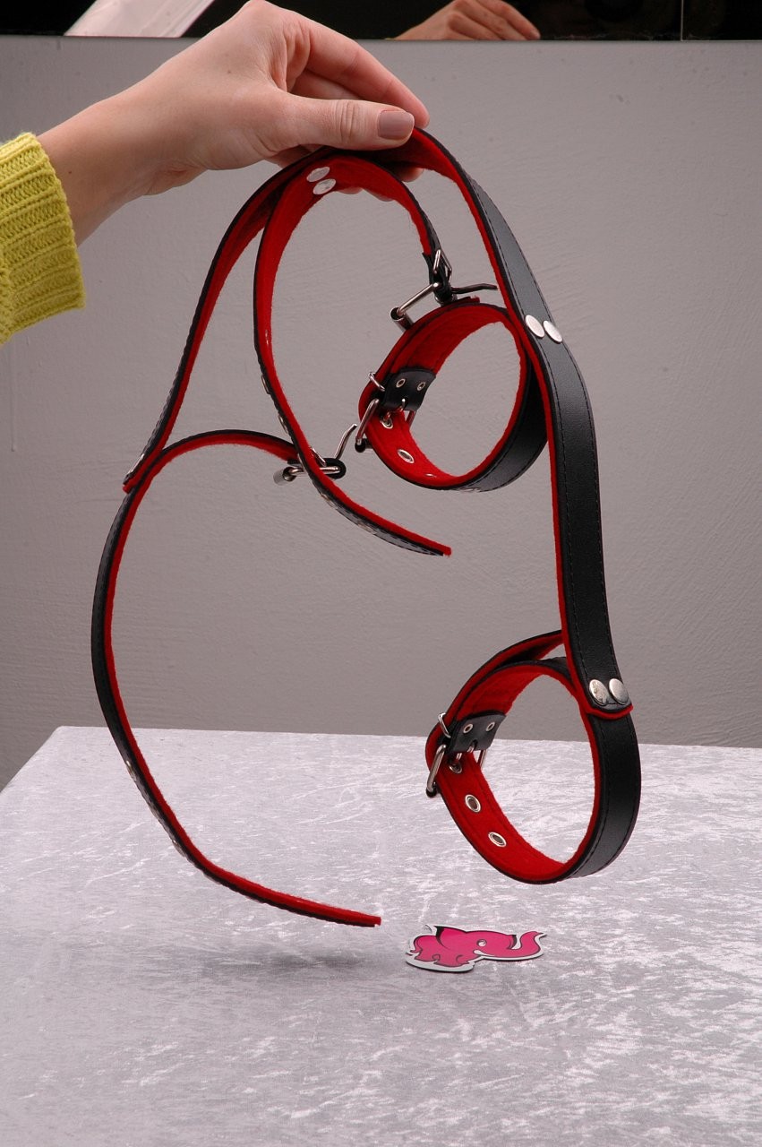 Kožená pouta na ruce a nohy BlackRed