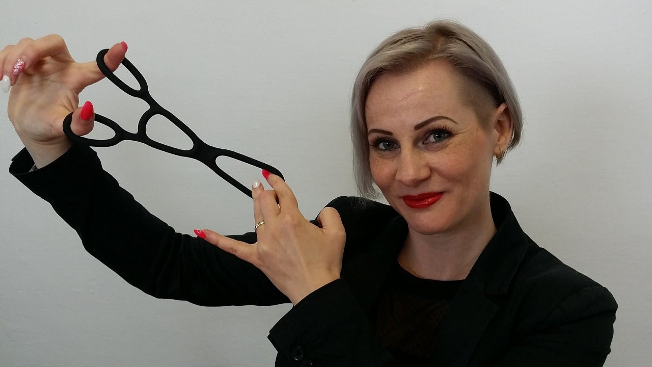 Veronika a Erekční kroužek Bondage