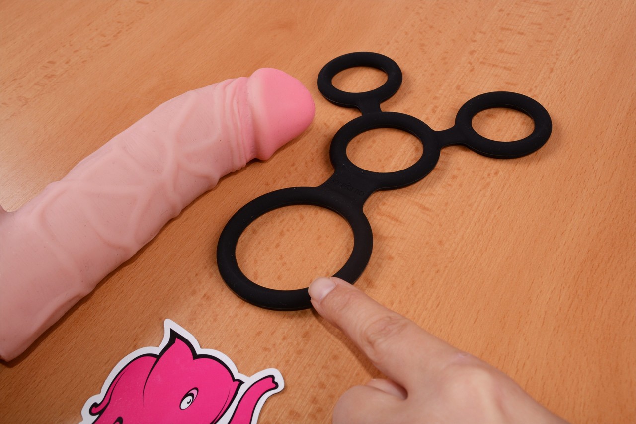Erekční kroužek Bondage – na větším dildu, průměr 4,2 cm