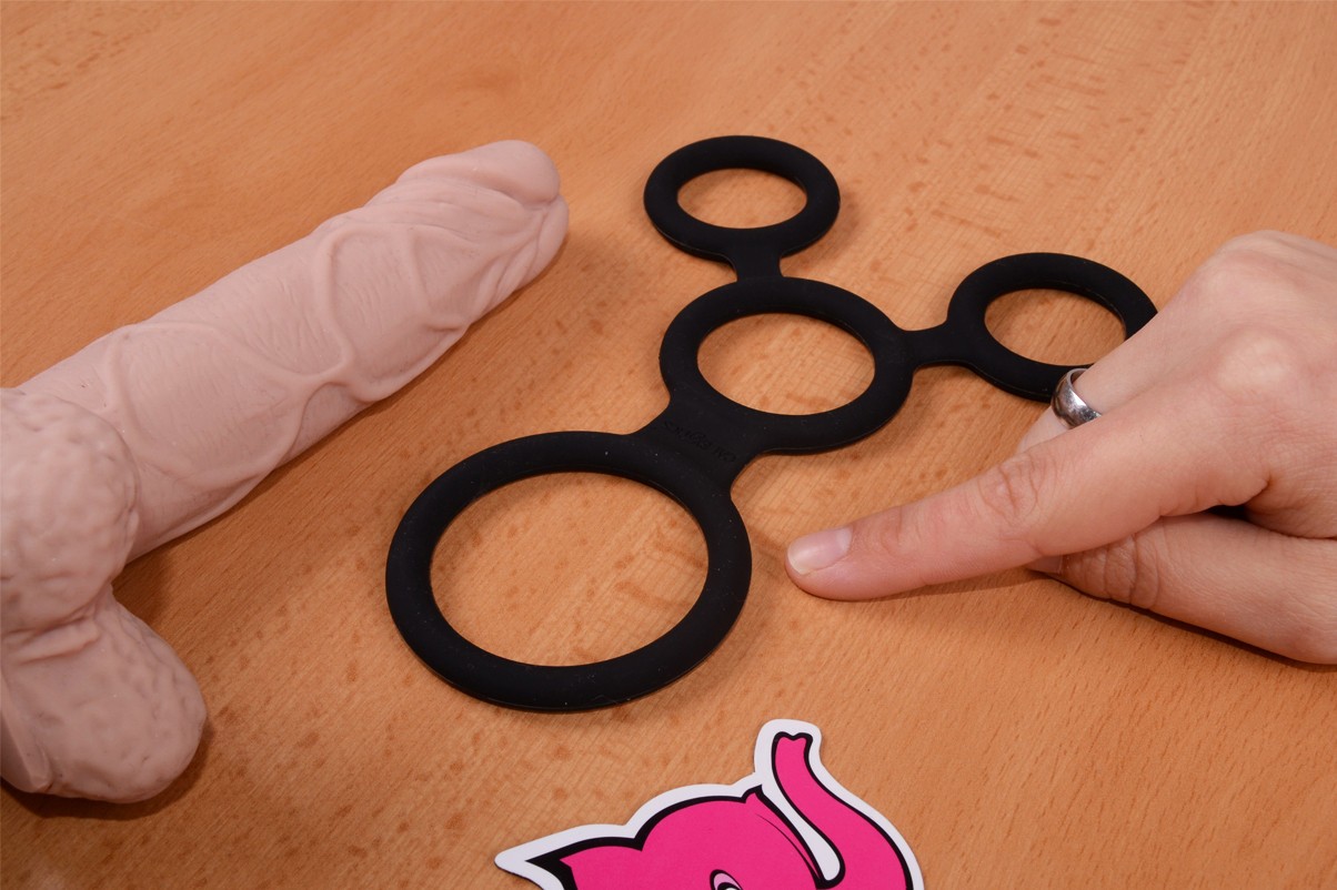 Erekční kroužek Bondage – na menším dildu, průměr 3,6 cm
