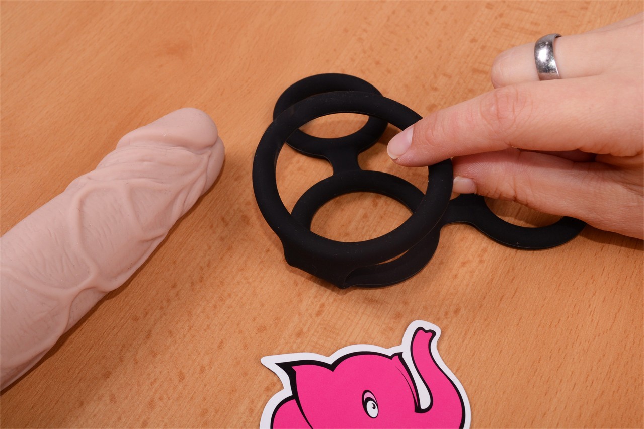 Erekční kroužek Bondage – na menším dildu, průměr 3,6 cm