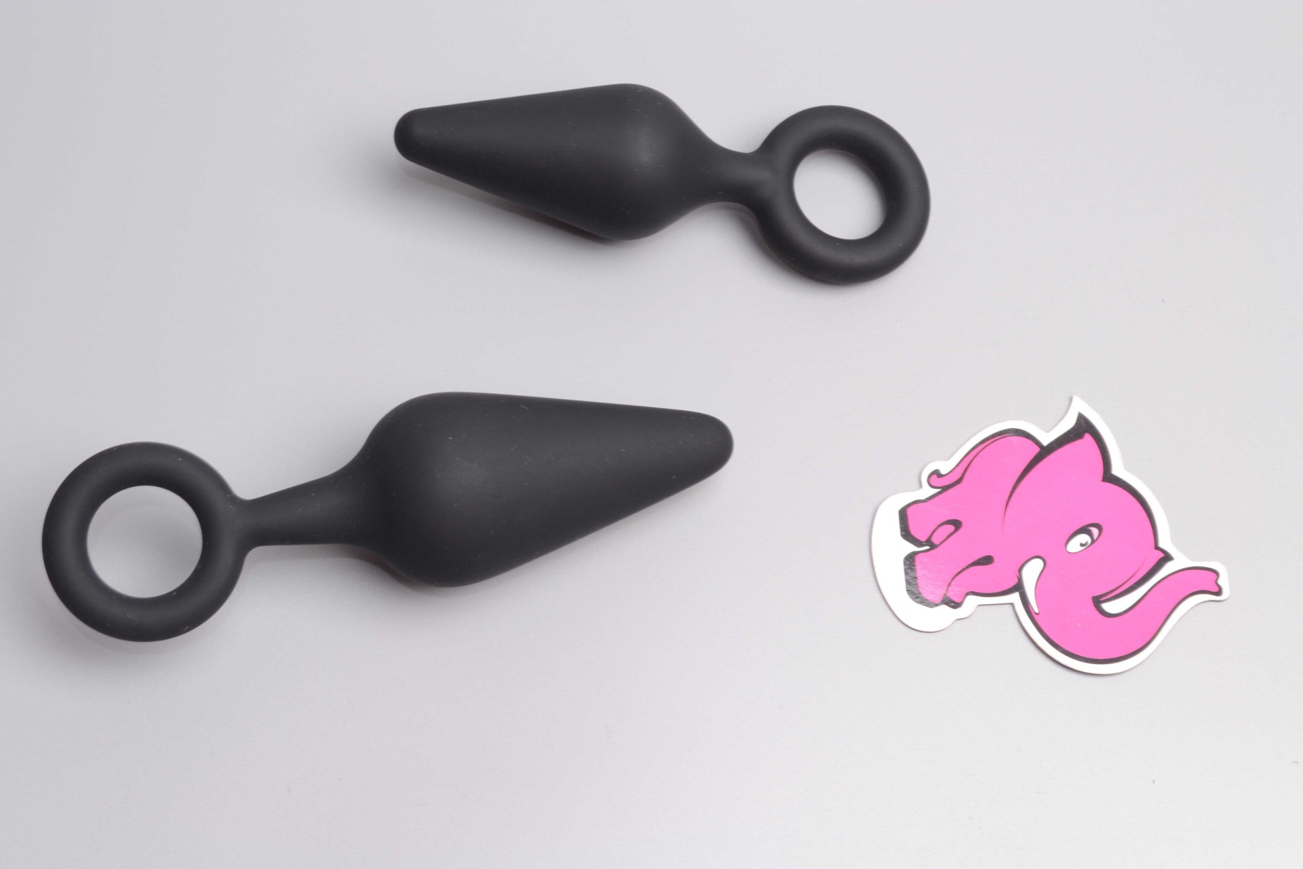 Anální kolík s očkem Soft Feel, obě velikosti