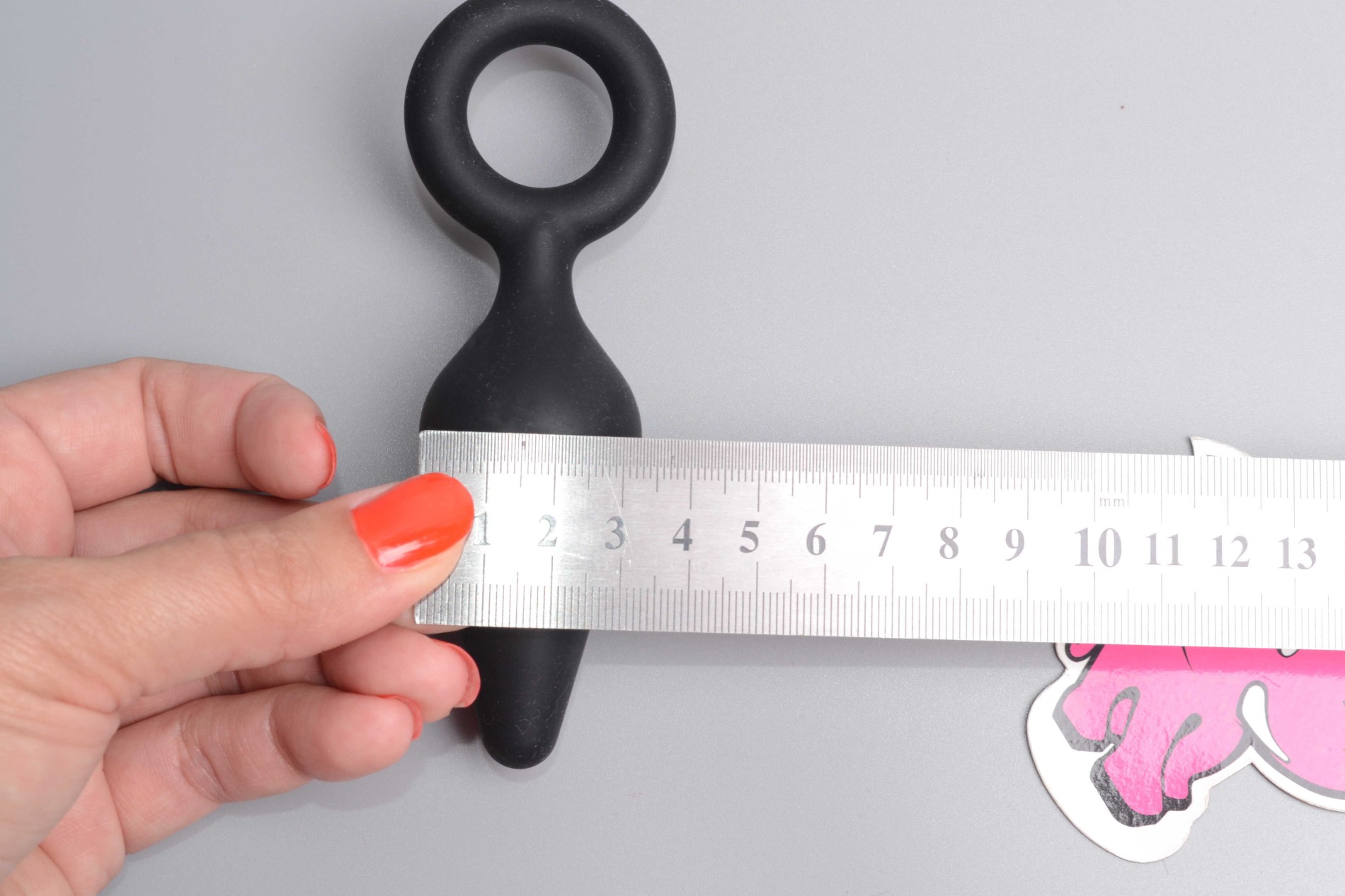 Anální kolík s očkem Soft Feel, malý, rozměry