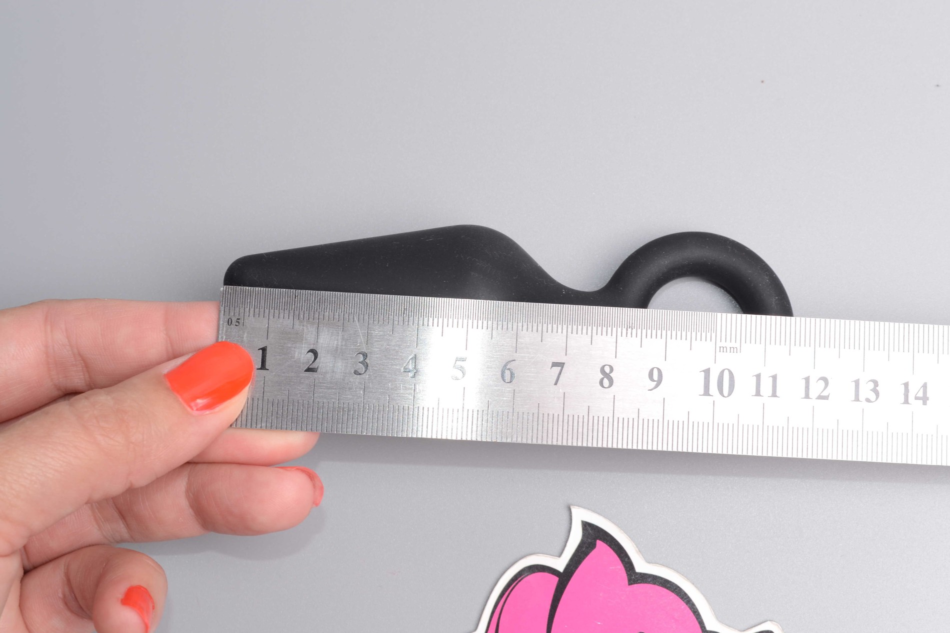 Anální kolík s očkem Soft Feel, malý, rozměry