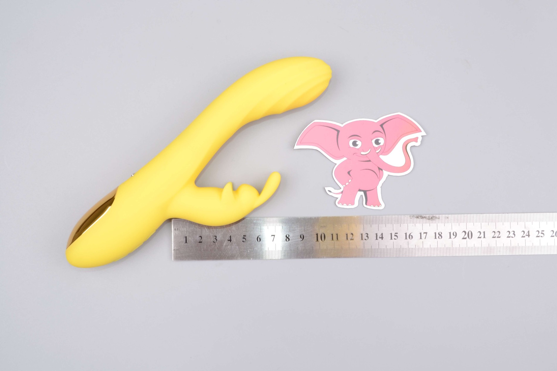 Vibrátor s výběžkem na klitoris Bee, rozměry