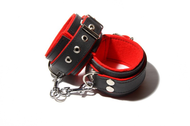 Kožená pouta na ruce BlackRed