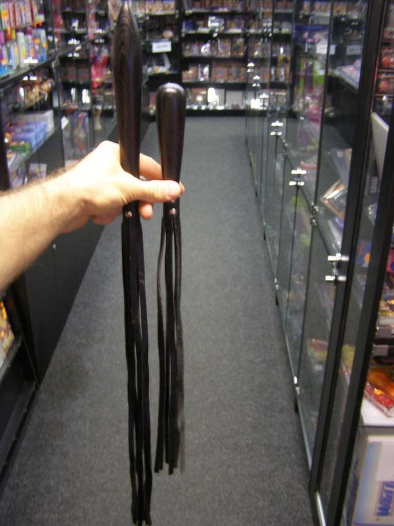 Kožený korbáč Fringes (40 cm)