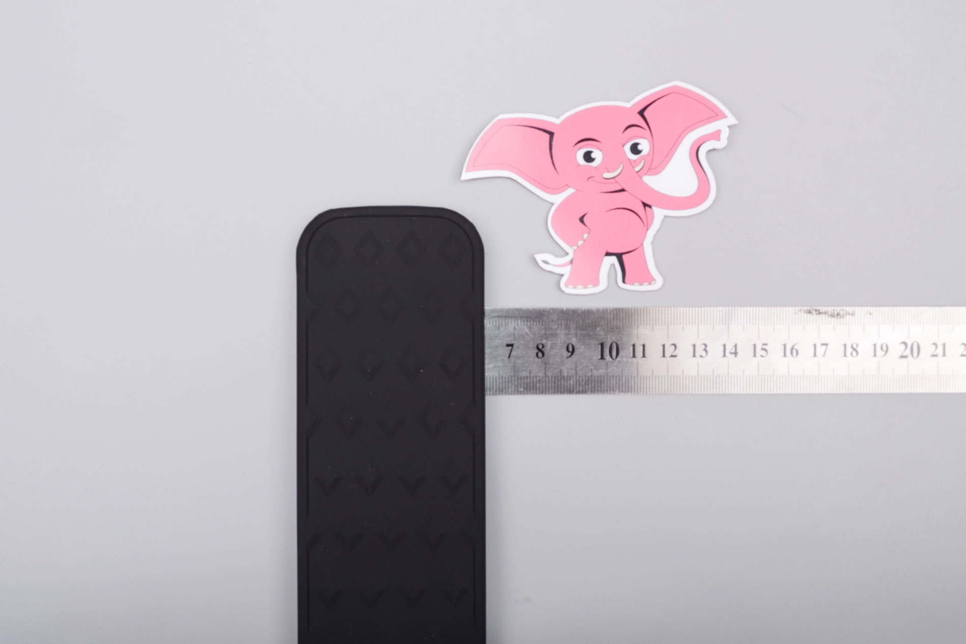 Silikonová plácačka Black Spanker, rozměry