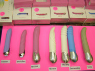 Vibrátor silikonový Sutra béžová 23cm