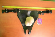 Připínací gelový penis 18 cm