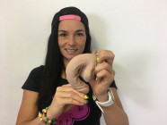 Dildo s přísavkou a varlaty Silicone (18 cm) a Dominika