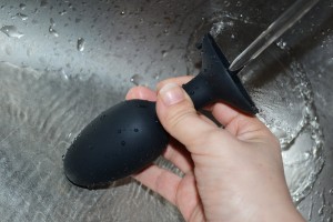 SiliconeBall – pod proudem vody
